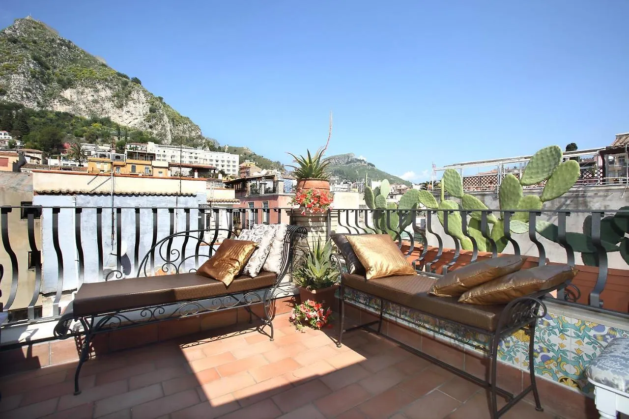 Luxury Villa Taormina City Center, Terrace With Views