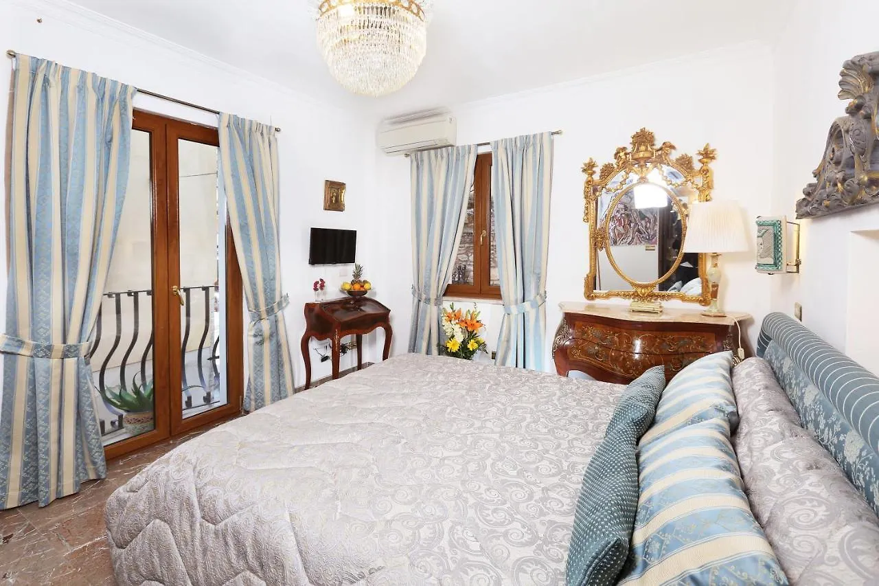 Luxury Villa Taormina City Center, Terrace With Views