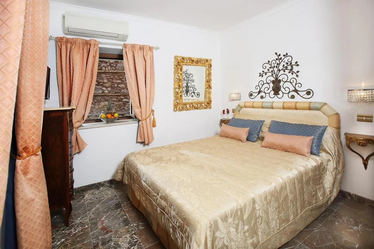 Luxury Villa Taormina City Center, Terrace With Views